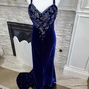 Vintage 80s? Handmade velvet formal, size 2 /4?